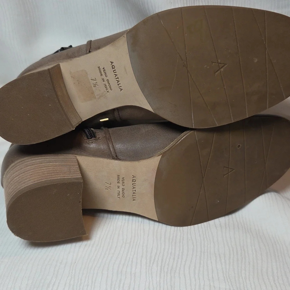 Aquatalia Taupe Ankle Booties with Buckle/Tan Sz 7 1/2. - Picture 6 of 8